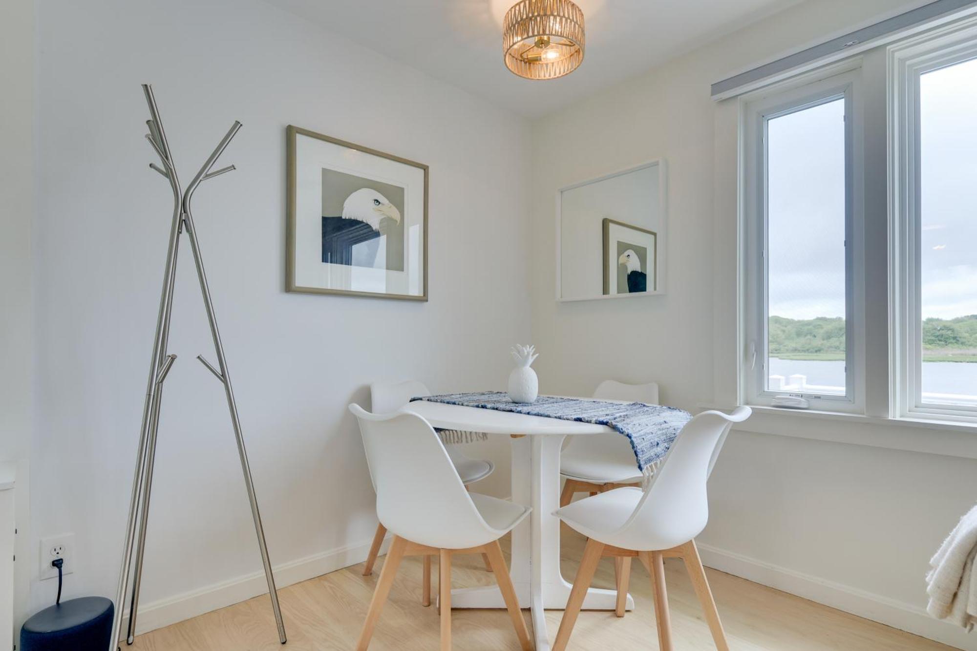 Cozy Narragansett Cottage With Dock And Outdoor Shower Eksteriør bilde