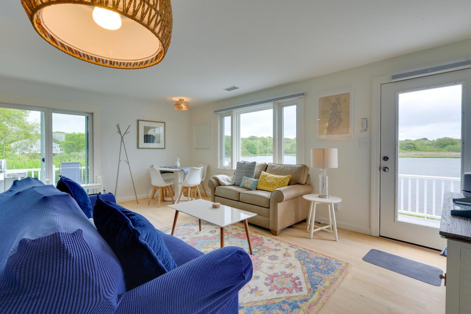 Cozy Narragansett Cottage With Dock And Outdoor Shower Eksteriør bilde