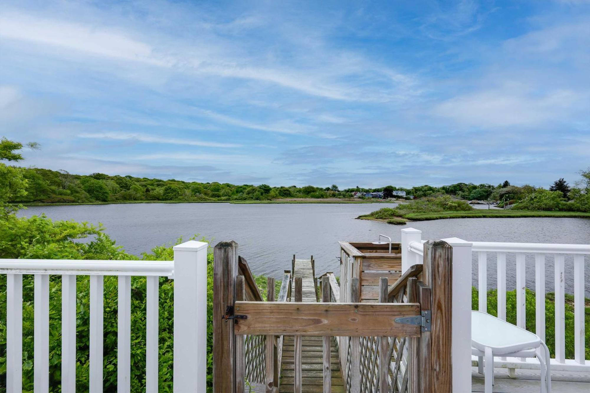 Cozy Narragansett Cottage With Dock And Outdoor Shower Eksteriør bilde